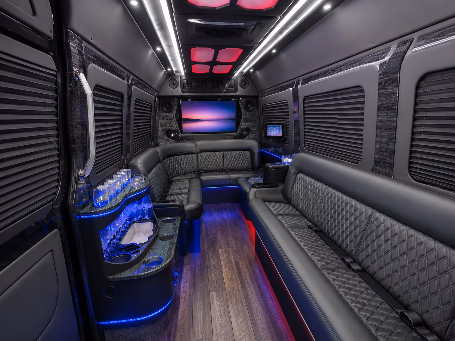 Rent a Bus to Caesars Superdome