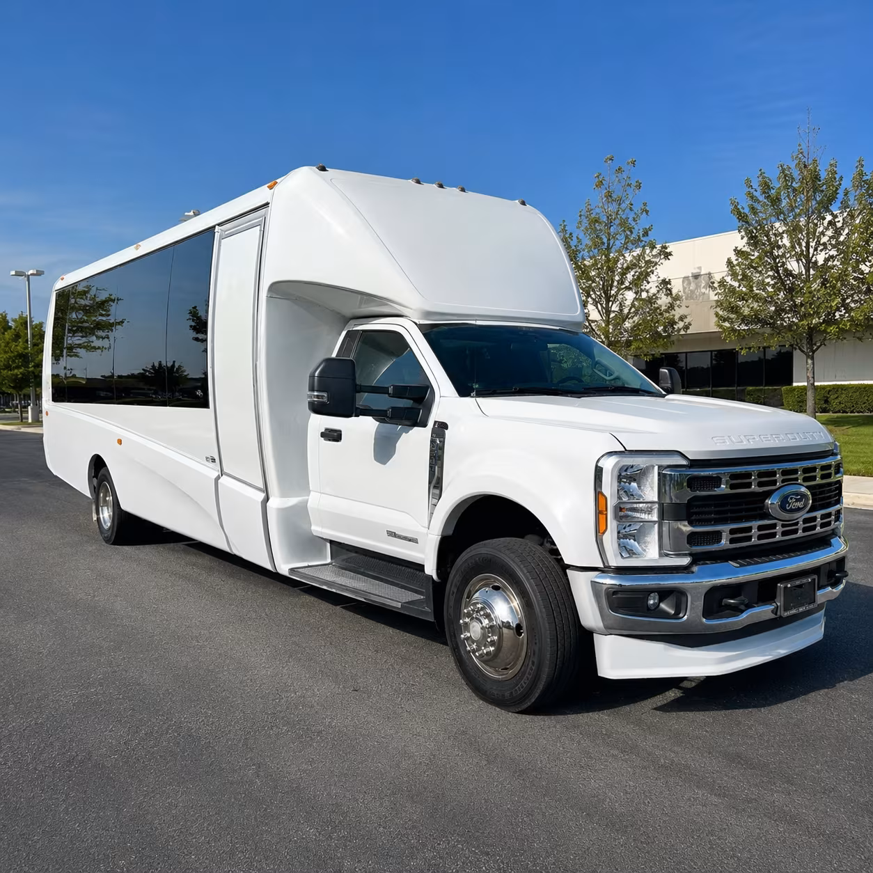 Baton Rouge Airport Shuttle & Transportation party bus exterior