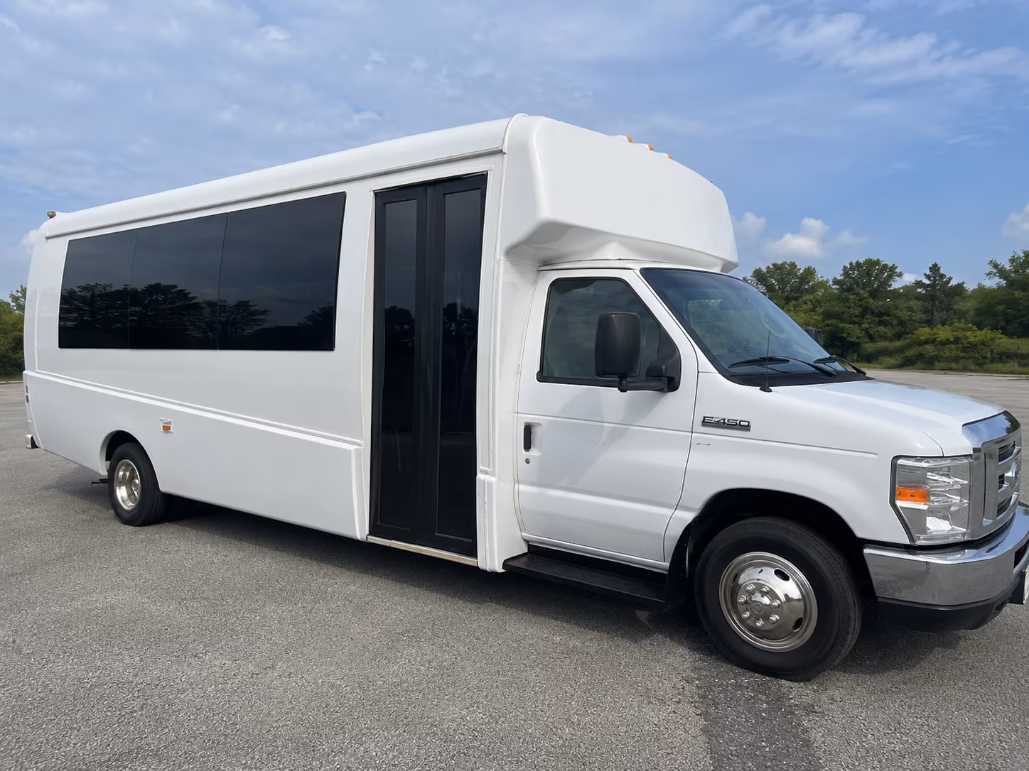 Baton Rouge Winery Tour & Pub Crawl Transportation party bus exterior