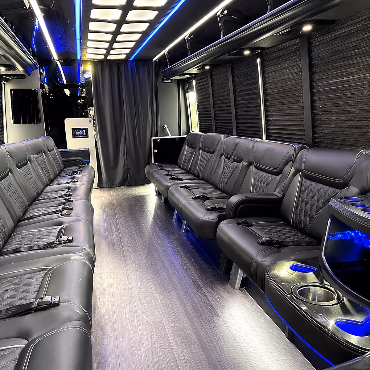 Metairie Homecoming & Prom Party Bus Rentals