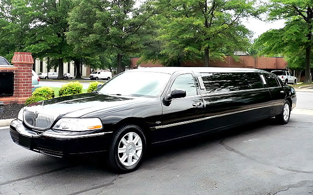 Baton Rouge 8 Passenger Limo